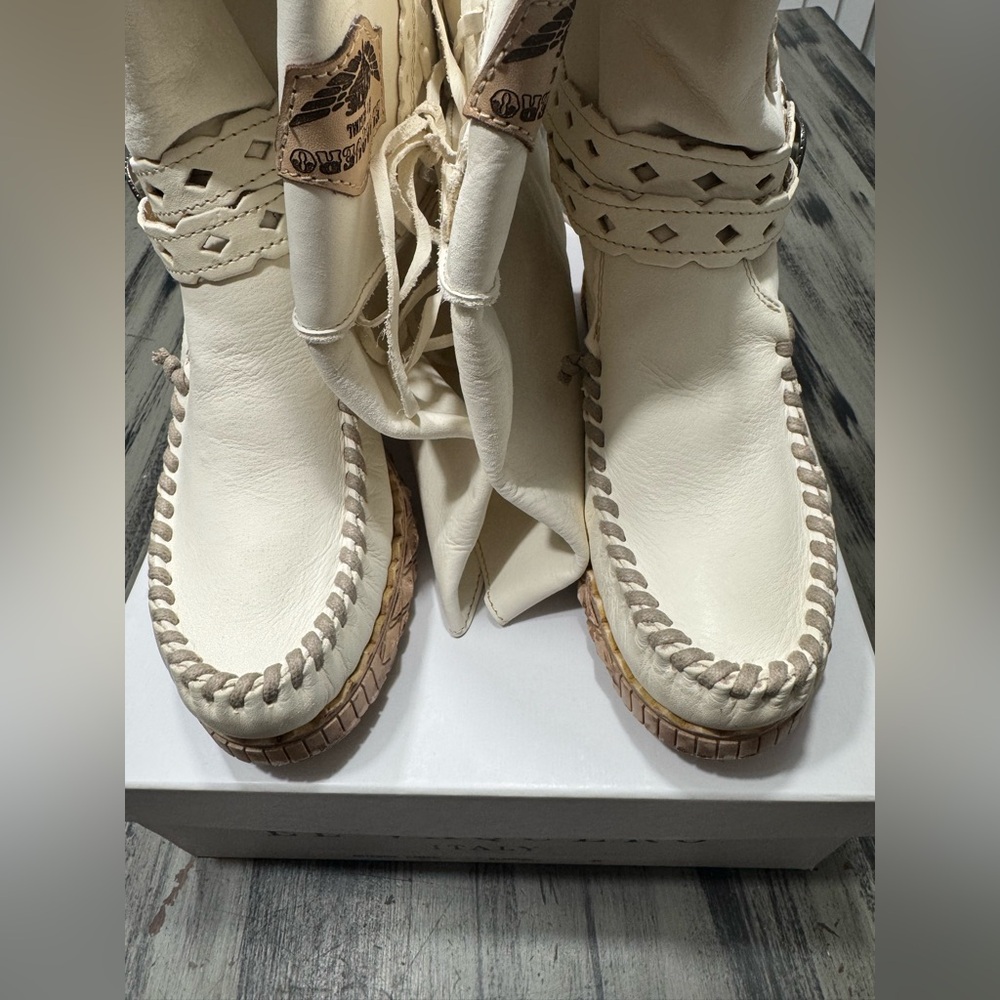 El Vaquero Italy Artemide Camel Blanche Wedge Moccasin Boots Size 40 NIB - Picture 15 of 16